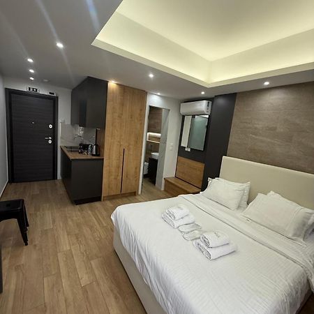 Xclusive Athens Suites Exterior photo